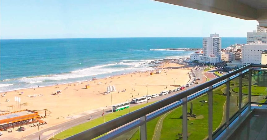 Departamento en Punta del Este con vista al mar